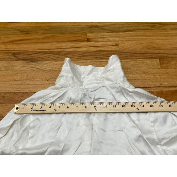 WinterSilks Women’s M White Button-Up Silk Shirt Floral Embroidered Vintage - Picture 6 of 8